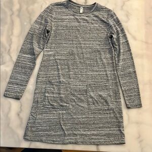 Fabletics Grey and White Textured Top Dress